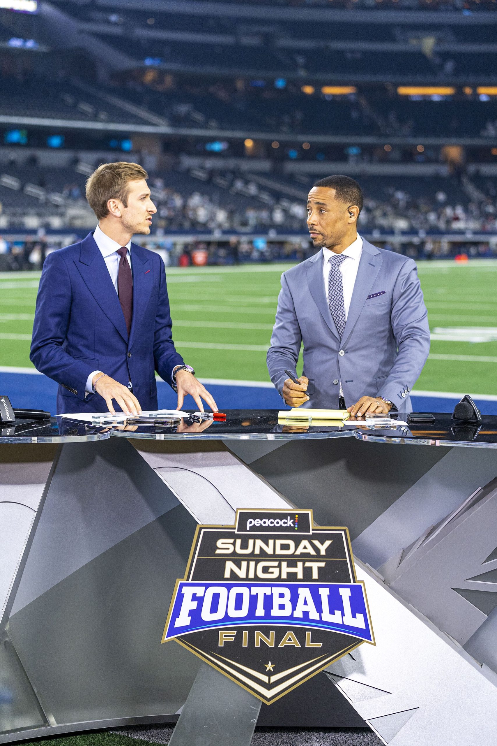 Sunday Night Football (51786492601)