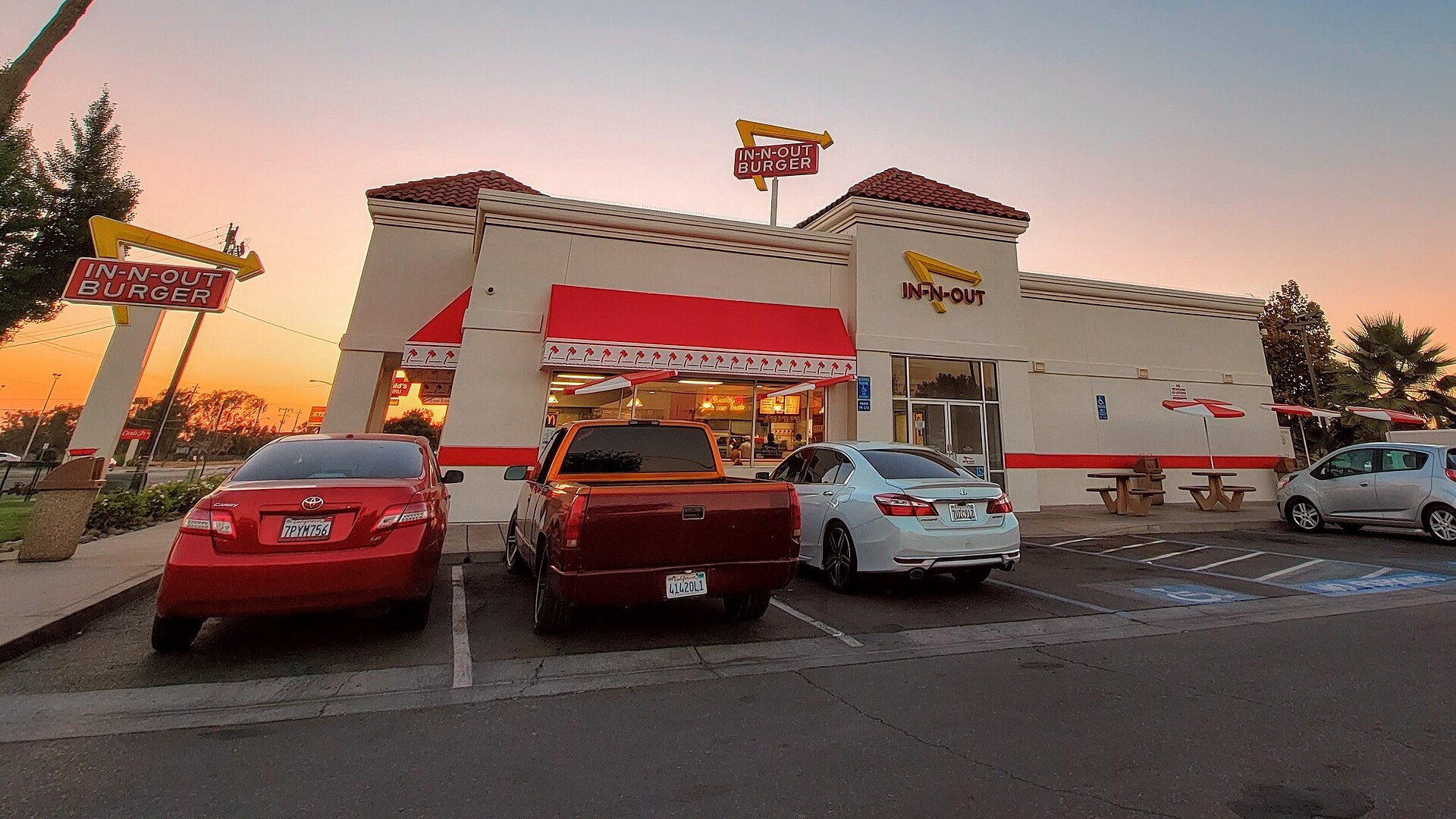 In N Out Restaurant