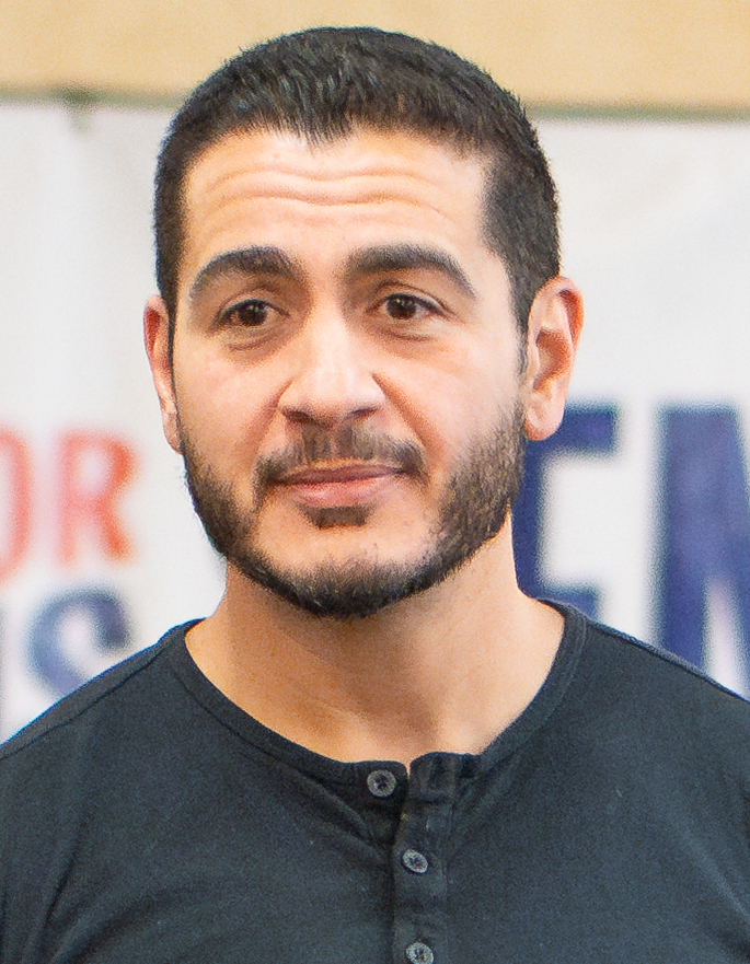 Abdul El Sayed meet and greet by Conlan Houston 5 (cropped)