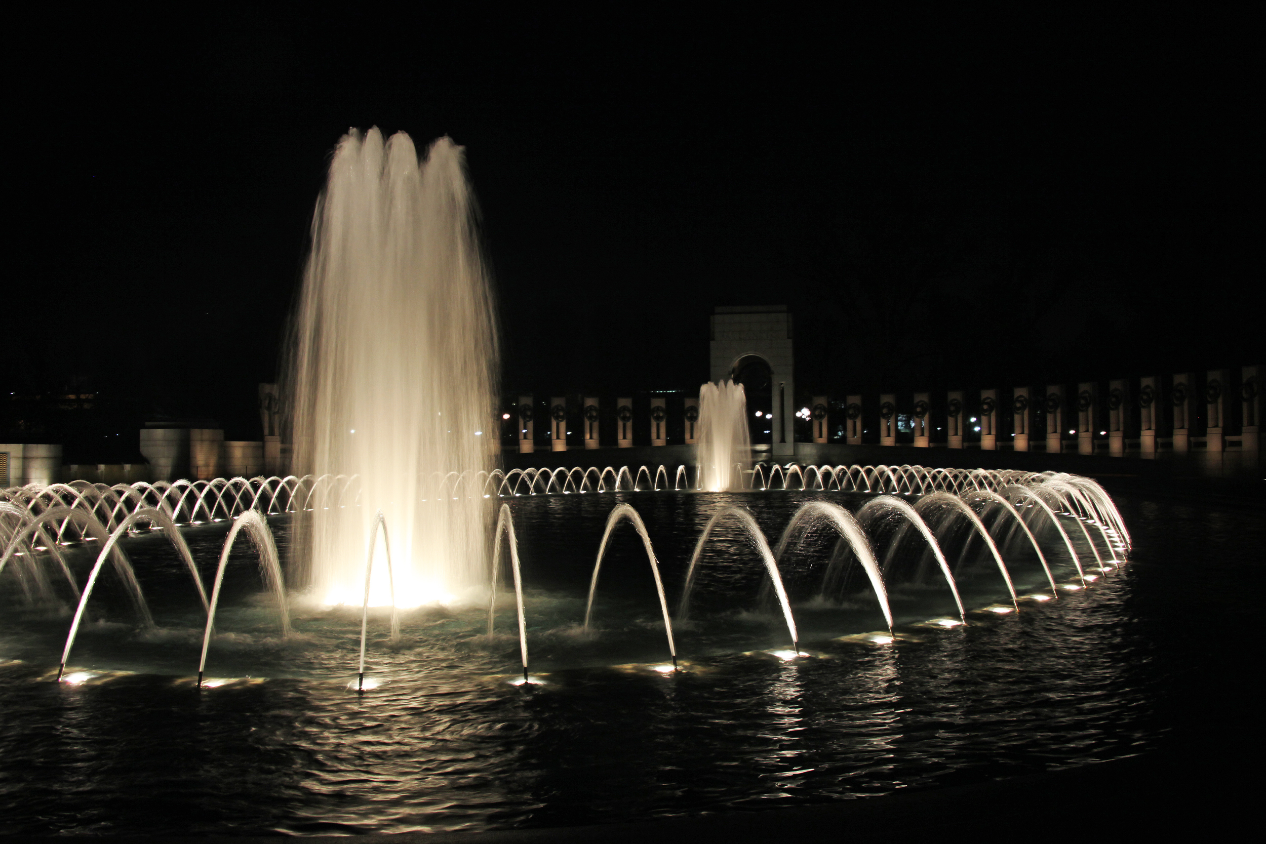 World War II Memorial Pool 2011