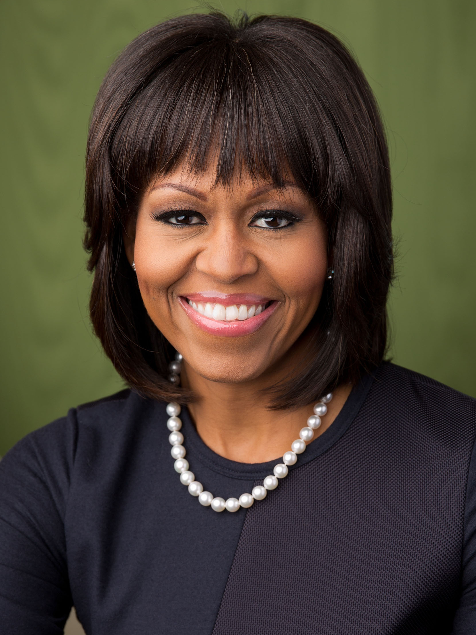 Michelle Obama 2013 official portrait (2)