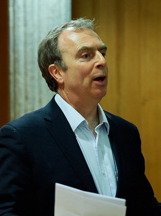 Peter Hitchens at Sidney Sussex (3x4 cropped)