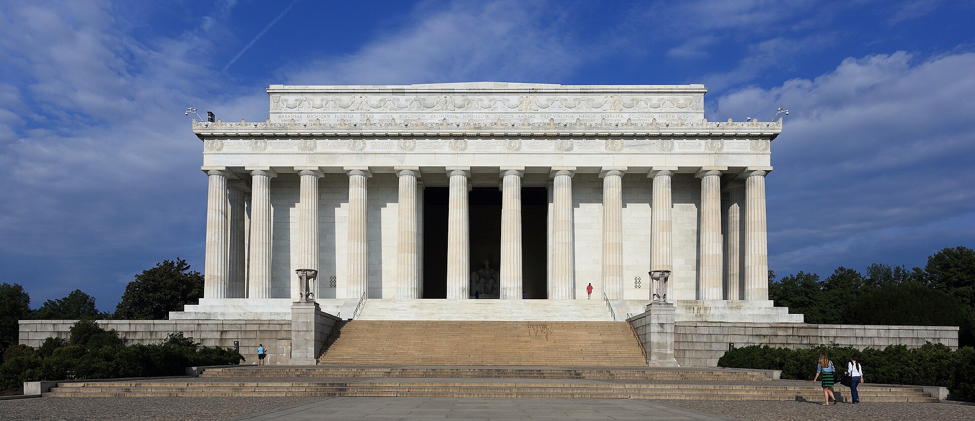 Lincoln Memorial east side