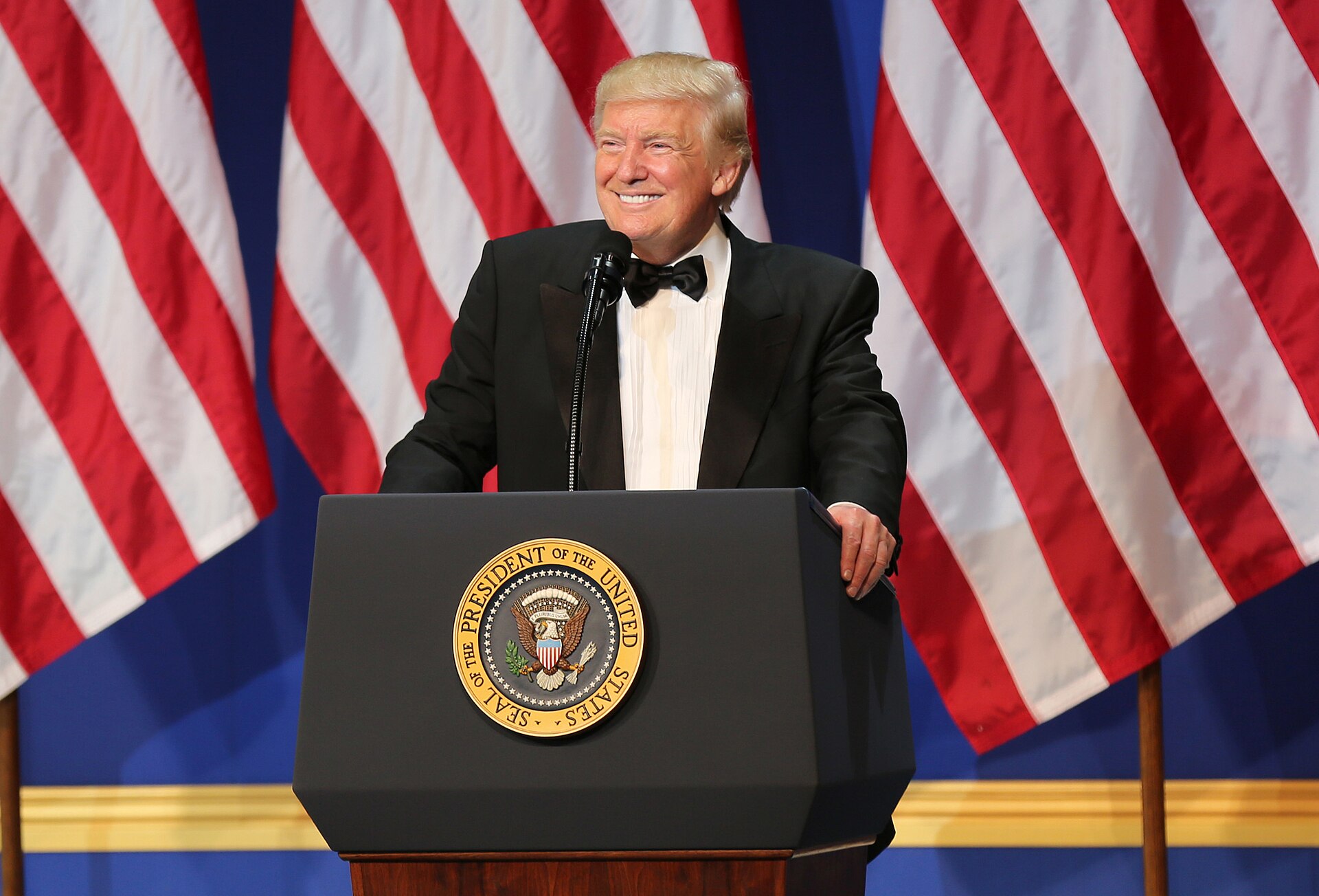 Donald Trump speaking at Armed Services Ball 01 20 17