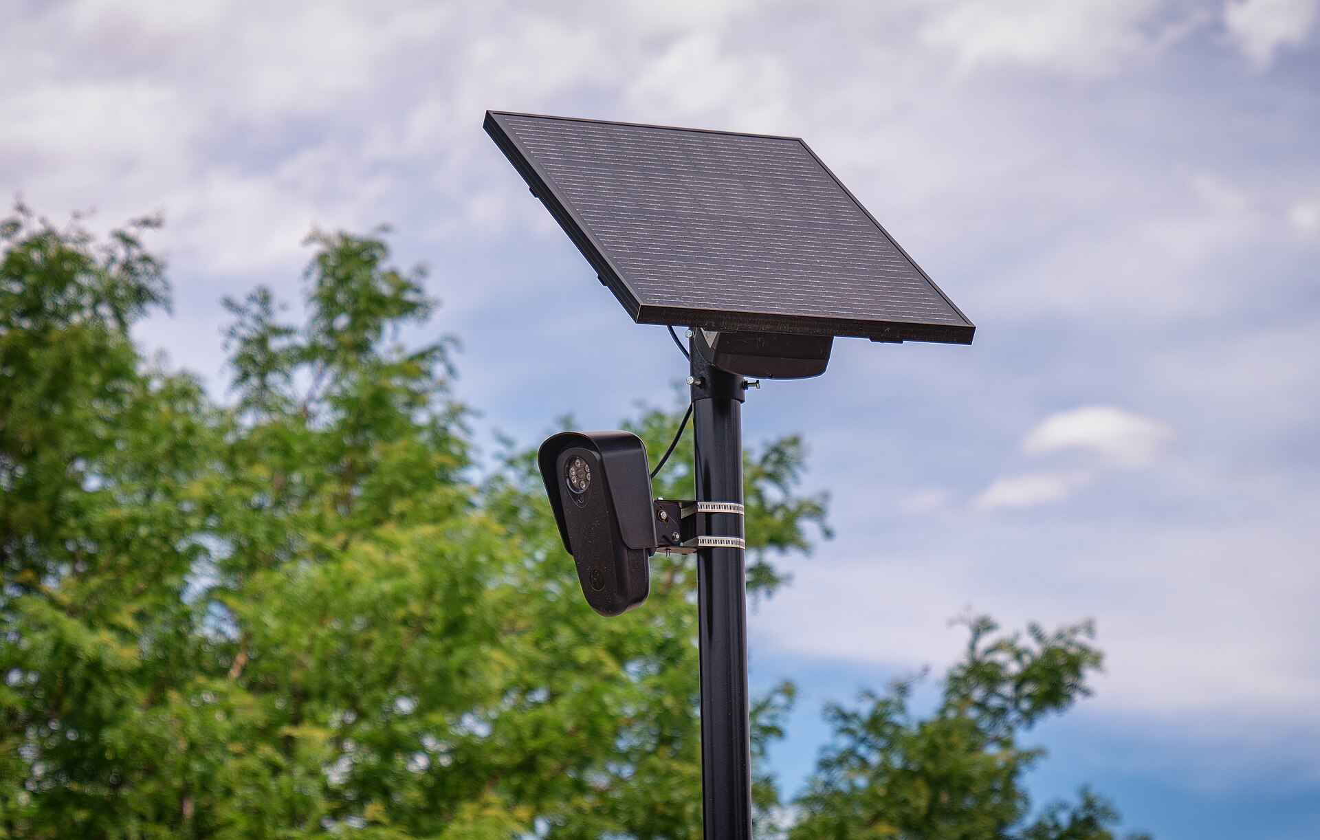 Flock Safety ALPR Camera (53833285849)