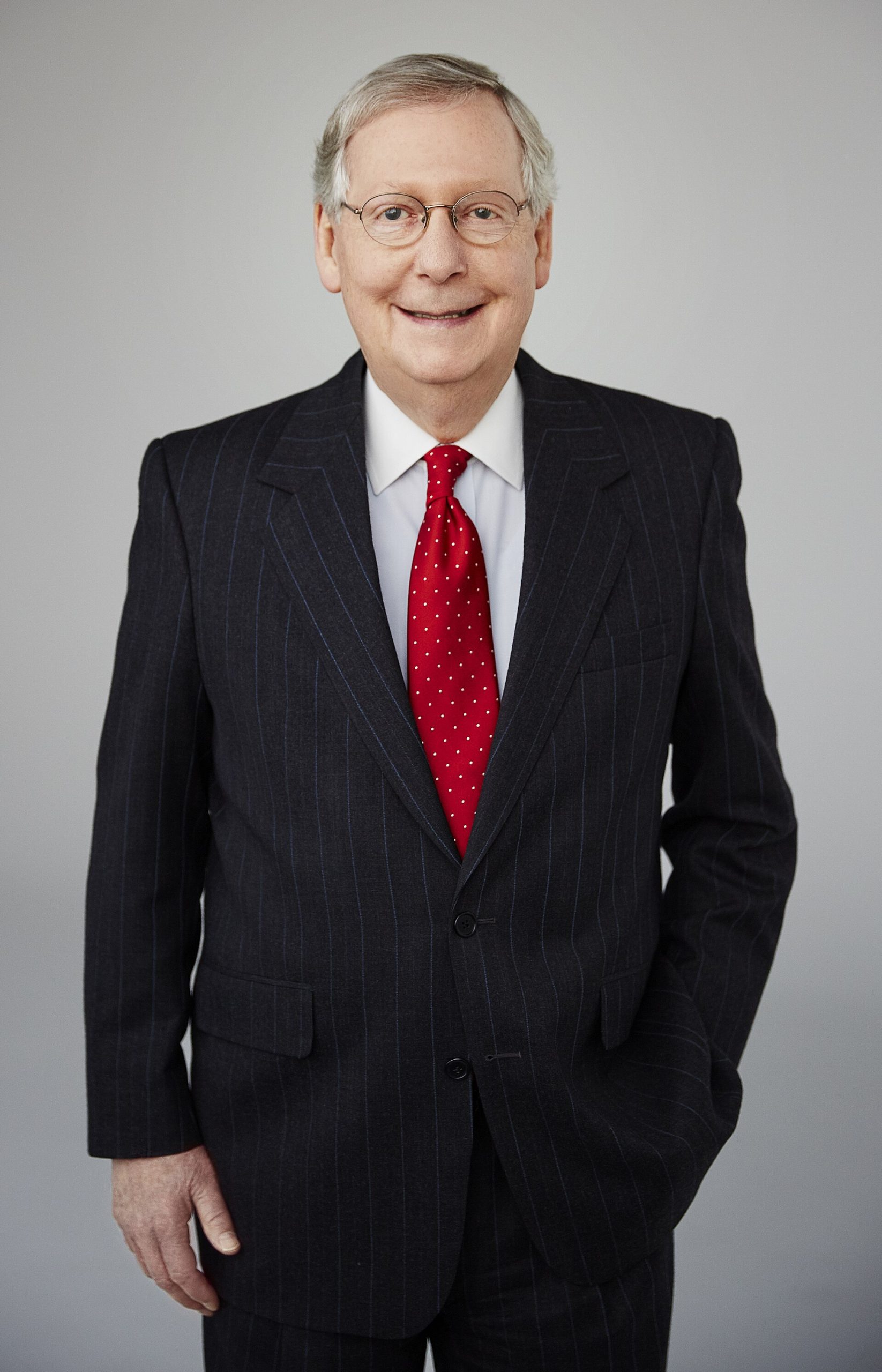 Mitch McConnell 2016 official photo (crop 2)