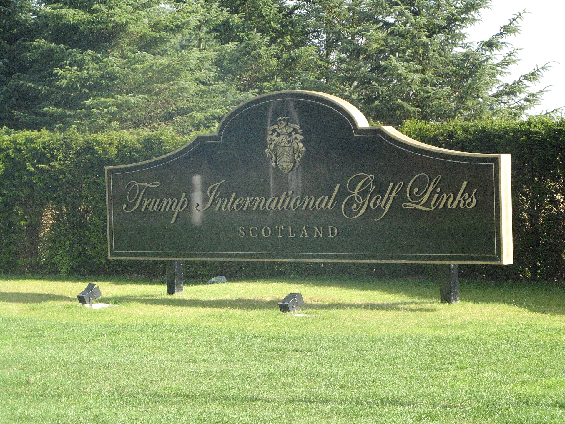 Donald Trump Golf links, entrance sign